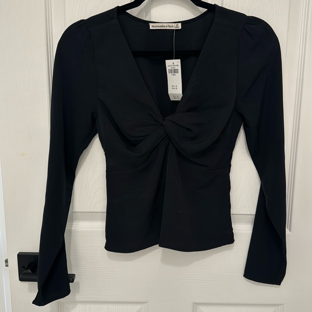 Abercrombie & Fitch black long sleeve top